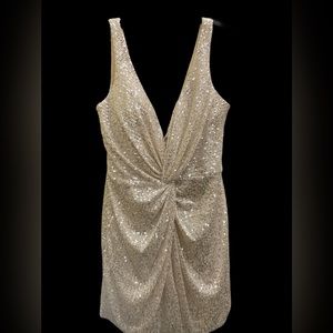 Mac Duggal sequined mini dress size 10 NWT